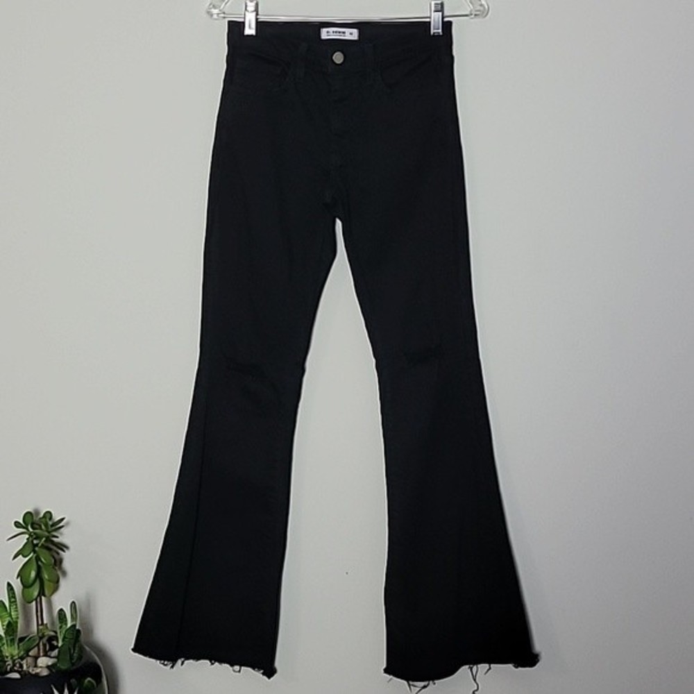 02 Denim flare jean Sz 26 Black Mid Rise Raw Hem